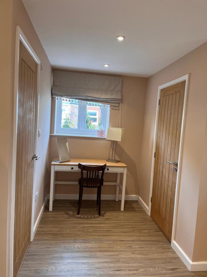 The Piggery Apartment Chichester Exterior photo