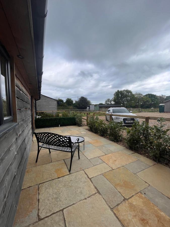 The Piggery Apartment Chichester Exterior photo